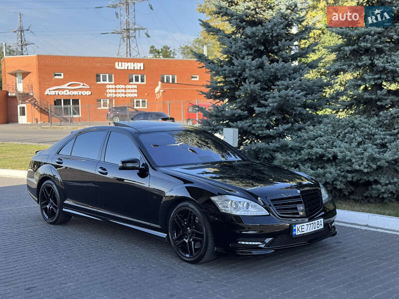 Mercedes-Benz S-Class 2008