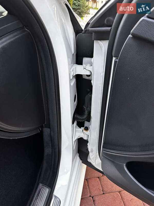 Седан Mercedes-Benz S-Class 2015 в Хусте фото 34 Седан Mercedes-Benz S-Class 2015 в Хусте