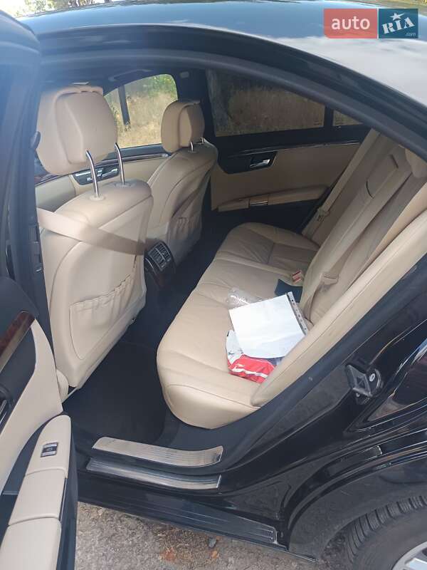 Седан Mercedes-Benz S-Class 2006 в Білгороді-Дністровському