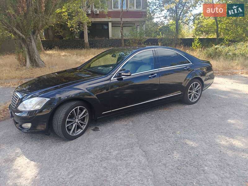 Седан Mercedes-Benz S-Class 2006 в Білгороді-Дністровському