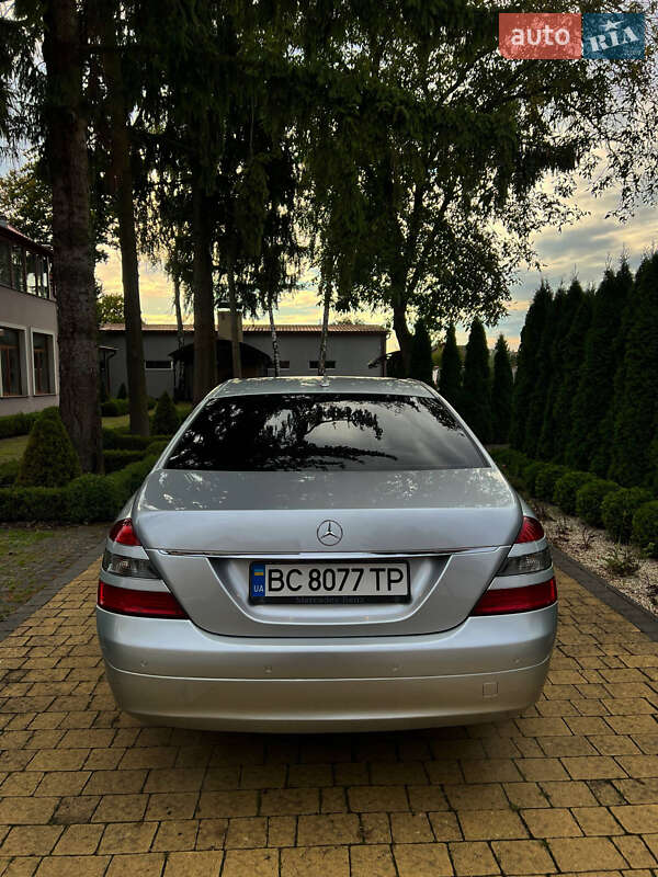 Седан Mercedes-Benz S-Class 2007 в Городке