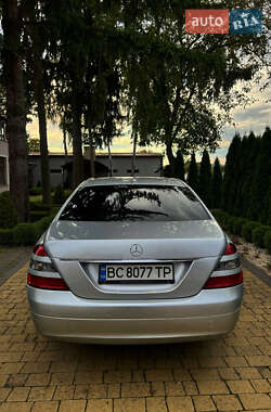 Седан Mercedes-Benz S-Class 2007 в 