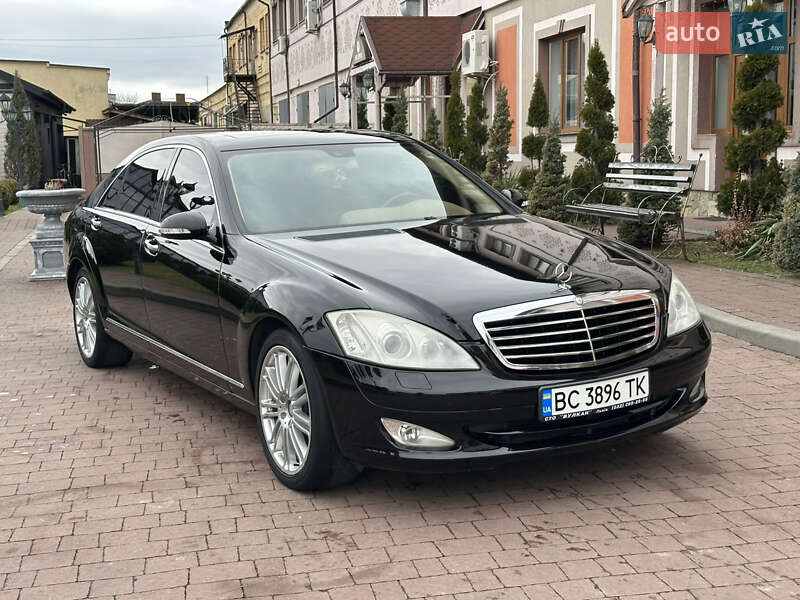 Седан Mercedes-Benz S-Class 2006 в Львове