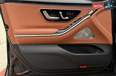 Седан Mercedes-Benz S-Class 2024 в 