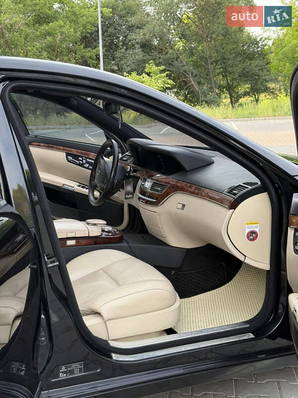 Седан Mercedes-Benz S-Class 2008 в Хмельницком