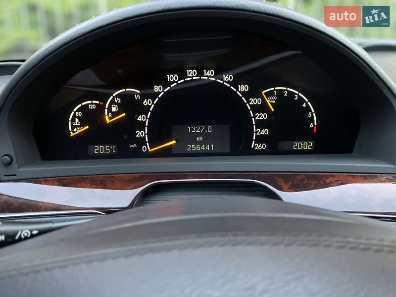 Седан Mercedes-Benz S-Class 2003 в Киеве