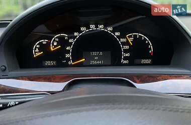 Седан Mercedes-Benz S-Class 2003 в 