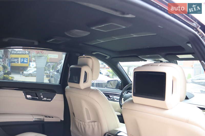 Седан Mercedes-Benz S-Class 2012 в Львові