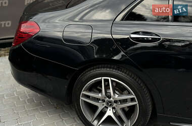 Седан Mercedes-Benz S-Class 2013 в 