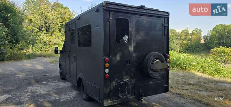 Седан Mercedes-Benz S-Class 2012 в Виннице