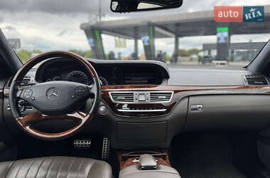 Седан Mercedes-Benz S-Class 2010 в 