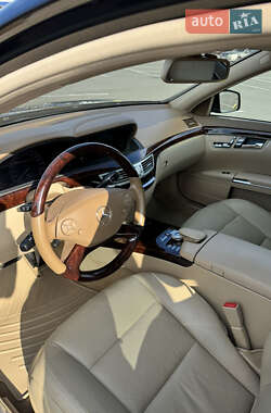 Седан Mercedes-Benz S-Class 2013 в 