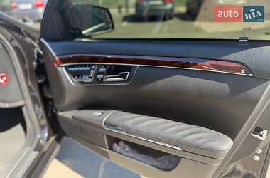 Седан Mercedes-Benz S-Class 2011 в 