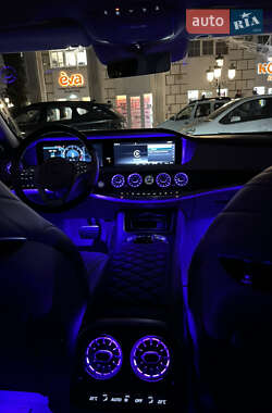 Седан Mercedes-Benz S-Class 2019 в 