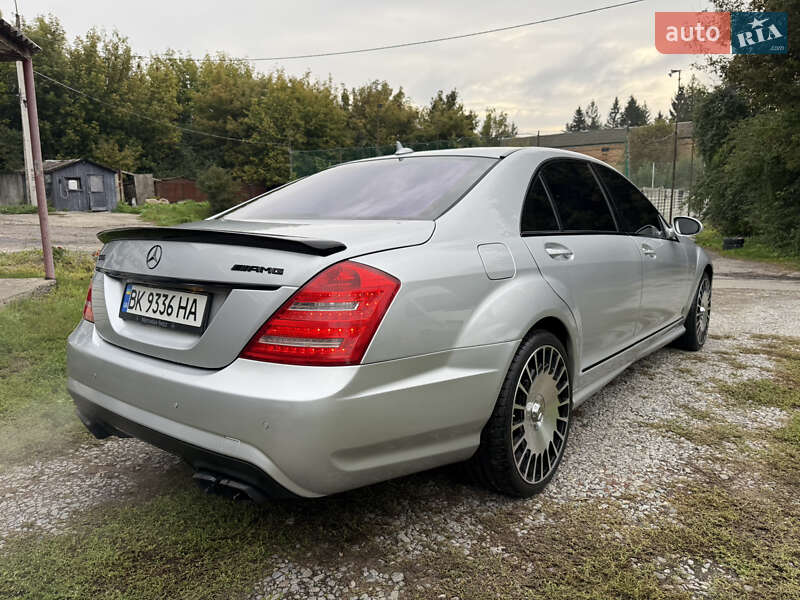 Седан Mercedes-Benz S-Class 2008 в Ровно