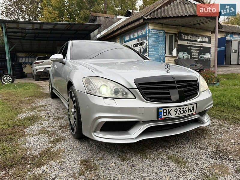Седан Mercedes-Benz S-Class 2008 в Ровно