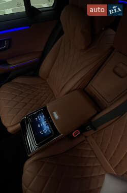 Седан Mercedes-Benz S-Class 2021 в 