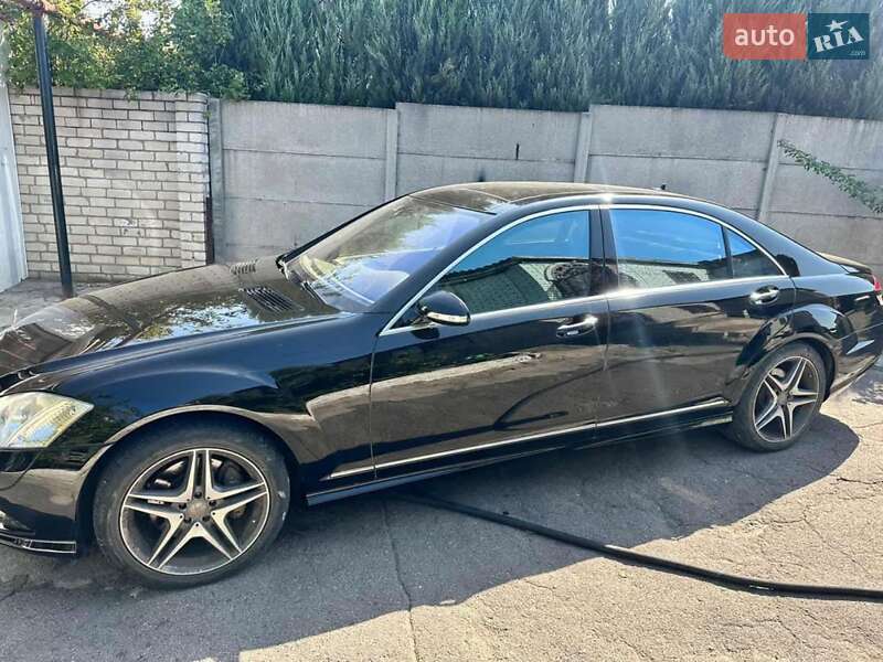Седан Mercedes-Benz S-Class 2008 в Днепре