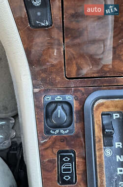 Седан Mercedes-Benz S-Class 1991 в 