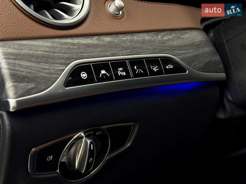 Седан Mercedes-Benz S-Class 2015 в Києві