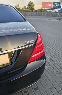 Седан Mercedes-Benz S-Class 2011 в 
