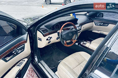 Седан Mercedes-Benz S-Class 2006 в 