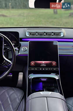 Седан Mercedes-Benz S-Class 2022 в 