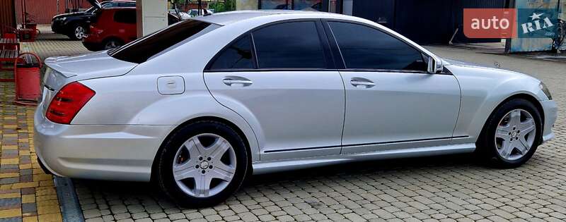 Седан Mercedes-Benz S-Class 2006 в Надвірній