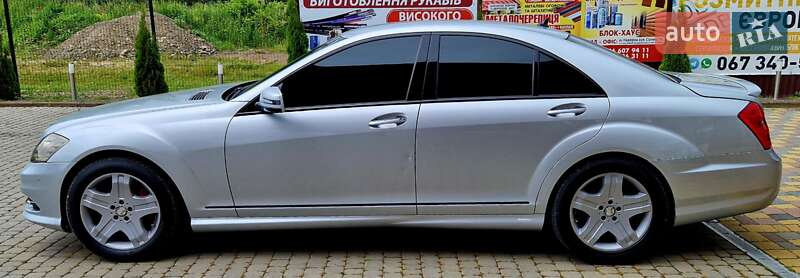 Седан Mercedes-Benz S-Class 2006 в Надвірній