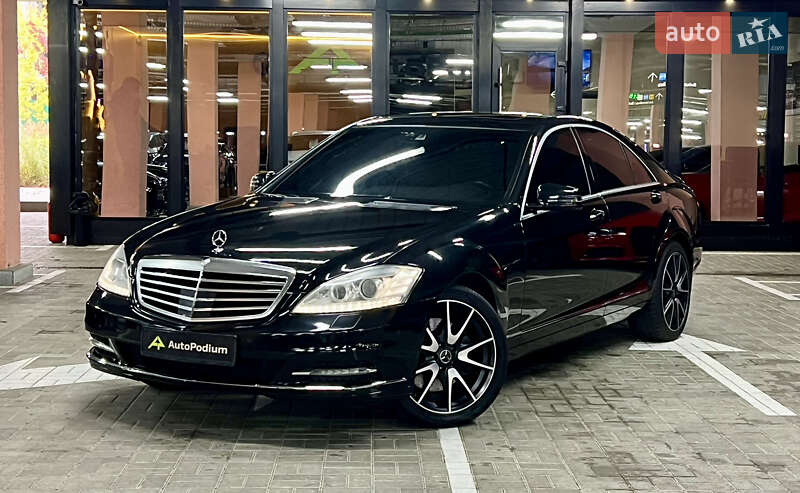 Седан Mercedes-Benz S-Class 2012 в Киеве