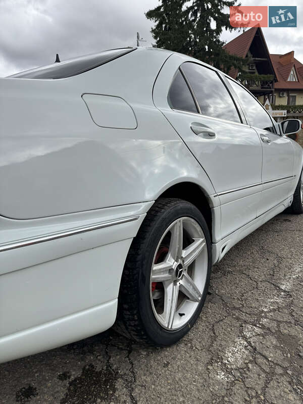 Седан Mercedes-Benz S-Class 1998 в Черновцах