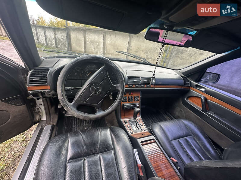 Седан Mercedes-Benz S-Class 1993 в Львове