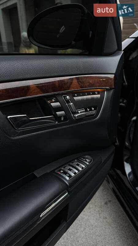 Седан Mercedes-Benz S-Class 2007 в Виннице