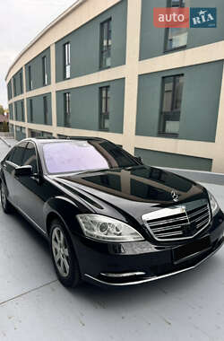Седан Mercedes-Benz S-Class 2010 в 