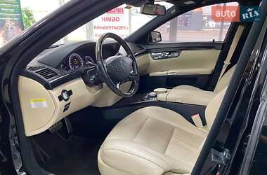 Седан Mercedes-Benz S-Class 2013 в 