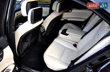 Седан Mercedes-Benz S-Class 2006 в 