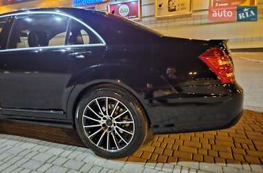 Седан Mercedes-Benz S-Class 2012 в 