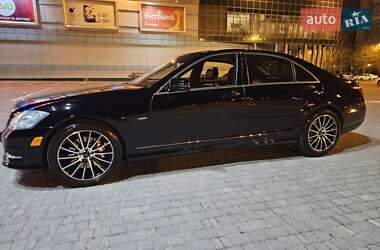 Седан Mercedes-Benz S-Class 2012 в 