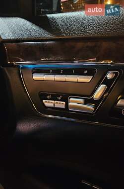 Седан Mercedes-Benz S-Class 2012 в 