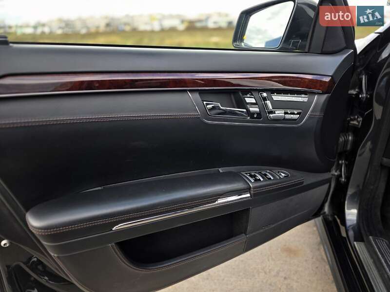 Седан Mercedes-Benz S-Class 2010 в Киеве