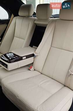 Седан Mercedes-Benz S-Class 2008 в 