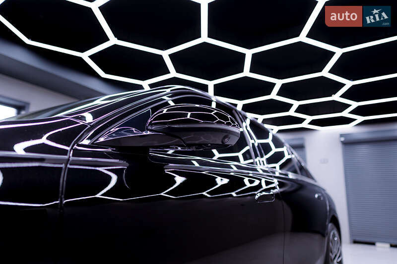 Седан Mercedes-Benz S-Class 2023 в Днепре