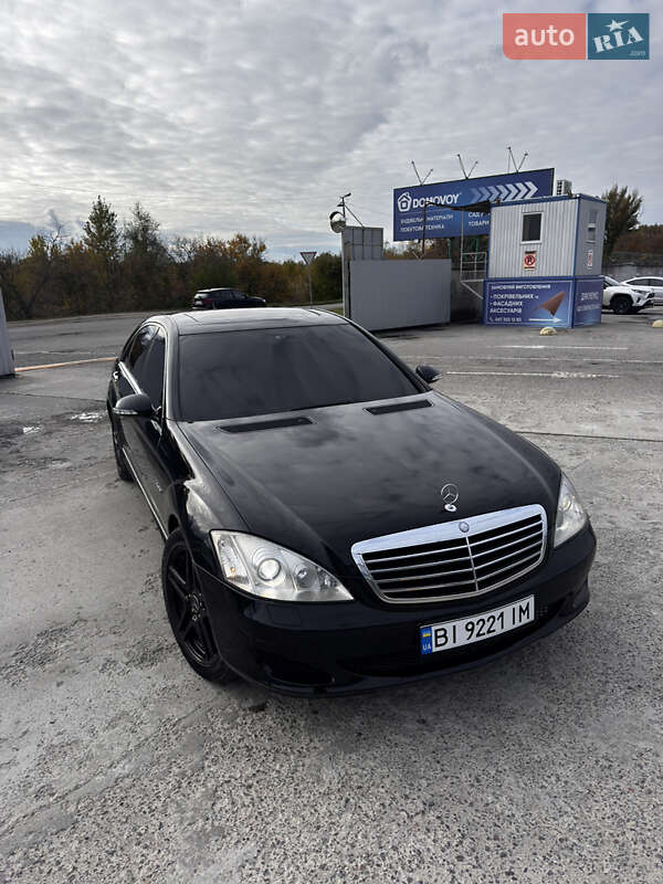 Седан Mercedes-Benz S-Class 2007 в Кременчуці