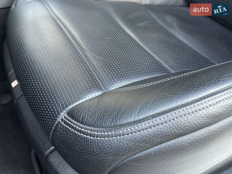 Седан Mercedes-Benz S-Class 2012 в Ровно
