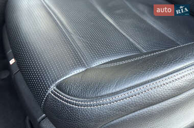 Седан Mercedes-Benz S-Class 2012 в 