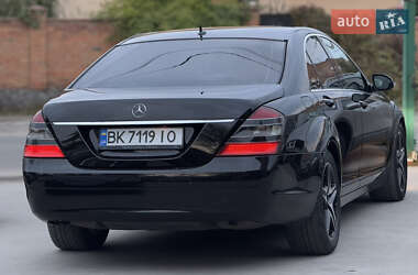 Седан Mercedes-Benz S-Class 2008 в 