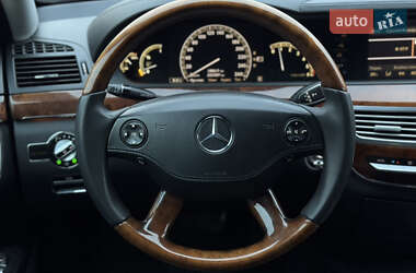 Седан Mercedes-Benz S-Class 2008 в 