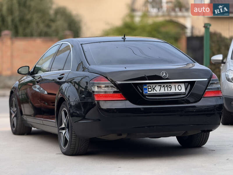 Седан Mercedes-Benz S-Class 2008 в Бердичеве
