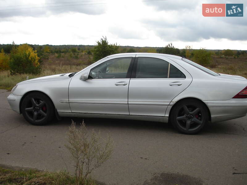 Mercedes-Benz S-Class 2000 Mercedes-Benz S-Class 2000