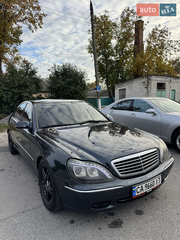 Седан Mercedes-Benz S-Class 1999 в Шполі